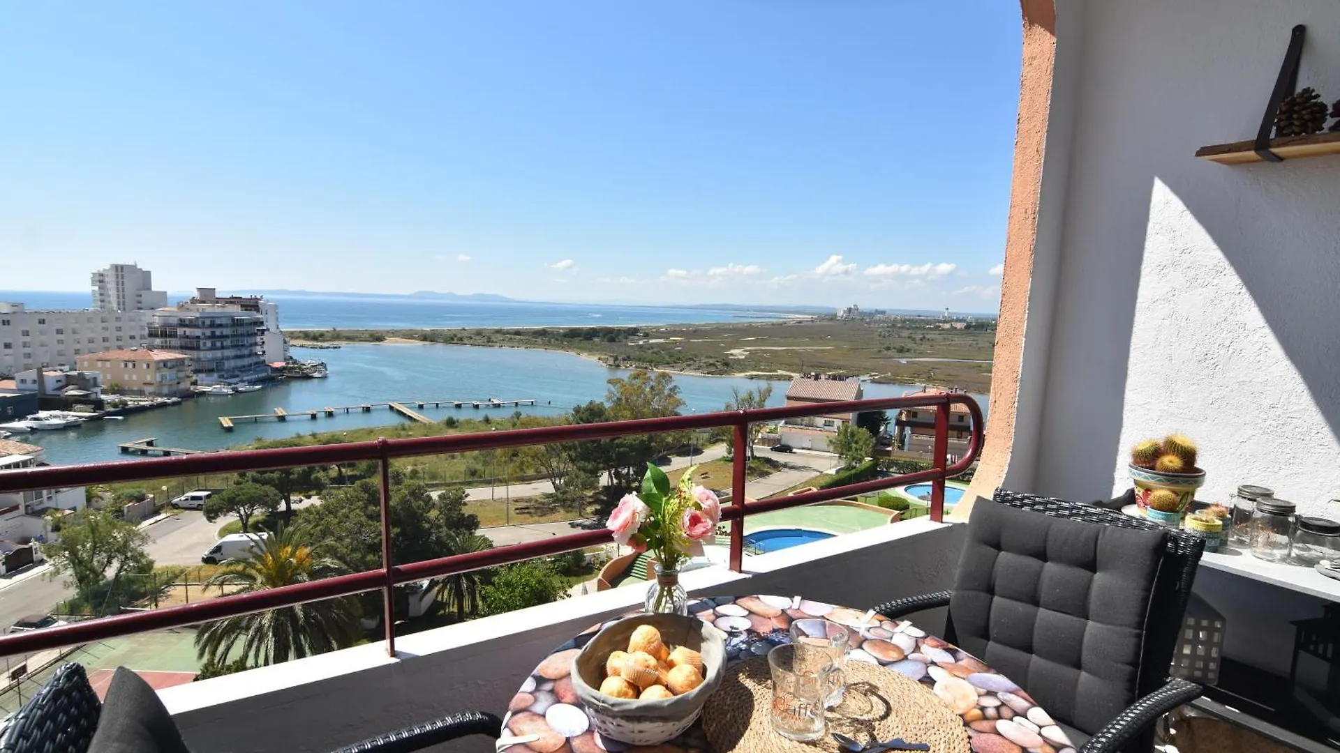 Apartment Rnet - 600 Llevant 07-12 Roses Spain